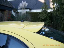 Dachspoiler und Antenne